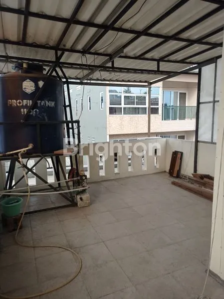 image RUMAH SIAP HUNI DISEWA DAN DIJUAL DI LATUMENTEN (2)
