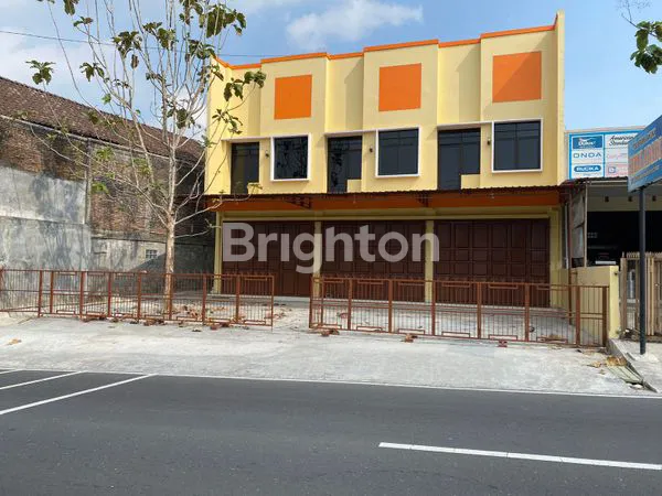 RUKO DISEWAKAN 2 LANTAI AREA BANDONGAN TRASAN KAB MAGELANG