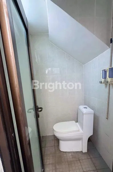 image RUKO BARU DI RENOVASI LOKASI STRATEGIS DI RENON (4)