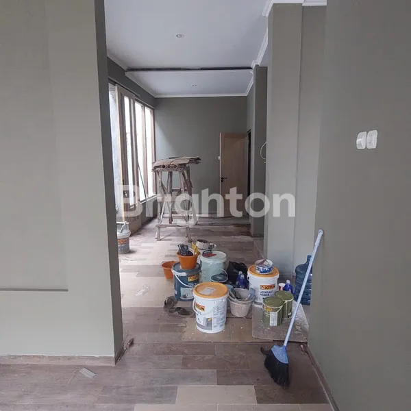 image RUMAH 2 LANTAI BARU JAKARTA TIMUR SIAP HUNI LOKASI STRATEGIS LEGALITAS JELAS (5)