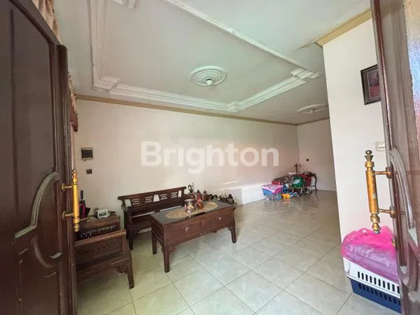 image RUMAH SIAP HUNI WISMA TROPODO SIDOARJO (8)