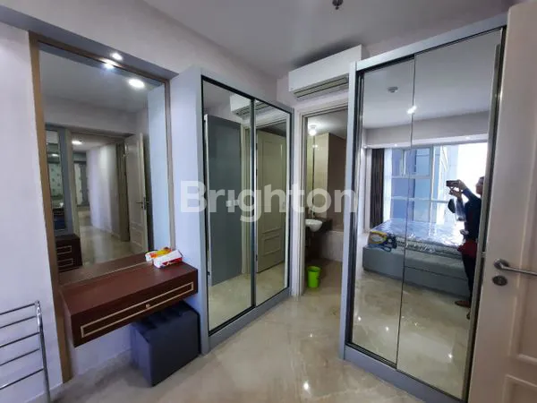 image FOR RENT APARTEMEN ONE ICON, CONNECTING TO TUNJUNGAN PLAZA MALL SURABAYA (6)