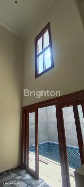 image RUMAH MEWAH DENGAN KOLAM RENANG DI PUSPITA LOKA BSD TANGERANG (7)