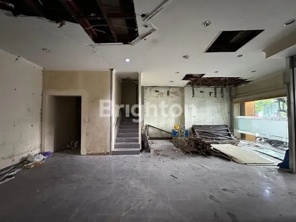 image RUKO MURAH 3 LANTAI TENGAH KOTA SLAMET RIYADI BANJARSARI SOLO (8)