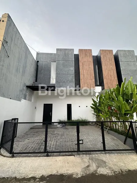 image RUMAH BARU MODERN MINIMALIS DI SOLO BARU DEKAT PAKUWON MALL (1)