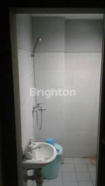 image APARTEMEN DIAN REGENCY SEMI FURNISHED VIEW POOL (5)