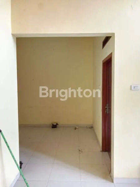 image DIJUAL CEPAT - RUMAH SIAP HUNI DALAM KOMPLEK PERUMAHAN (4)