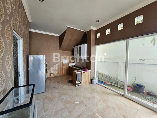 image RUMAH BESAR VIEW CITY DI TENGAH KOTA BALIKPAPAN (8)