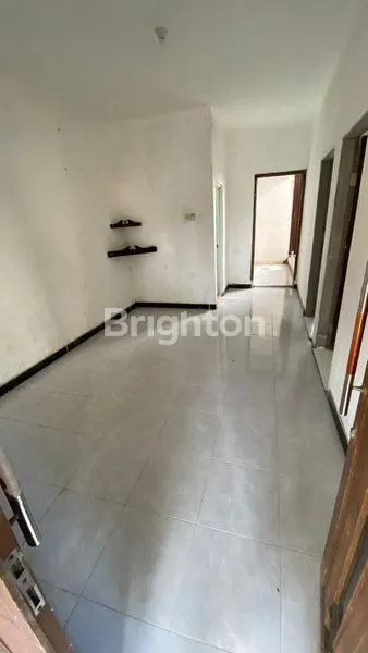 image RUMAH DRIYOREJO (5)