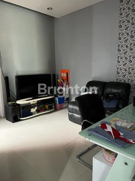 image RUMAH NYAMAN 2 LANTAI DI BOULEVARD CIBUBUR RESIDENCE (6)