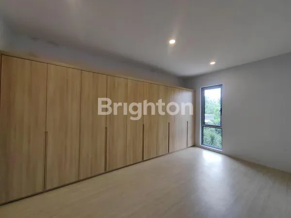 image RUMAH BARU DI ALAM SUTERA TANGERANG (6)