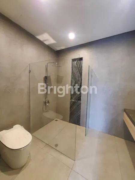 image RUMAH BARU DI ALAM SUTERA TANGERANG (7)