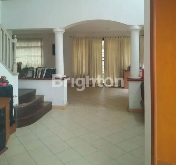 image RUMAH UNIK DIJUAL  LIPPO KARAWACI (8)