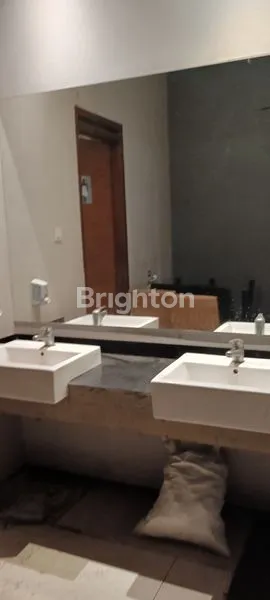 image GEDUNG 4 LANTAI DENGAN LIFT MAINROAD BIKIN HOKI DEKAT PVJ BANDUNG (7)