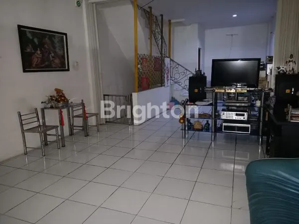 image RUKO SIAP HUNI 3 LANTAI DI JEMBATAN DUA (2)