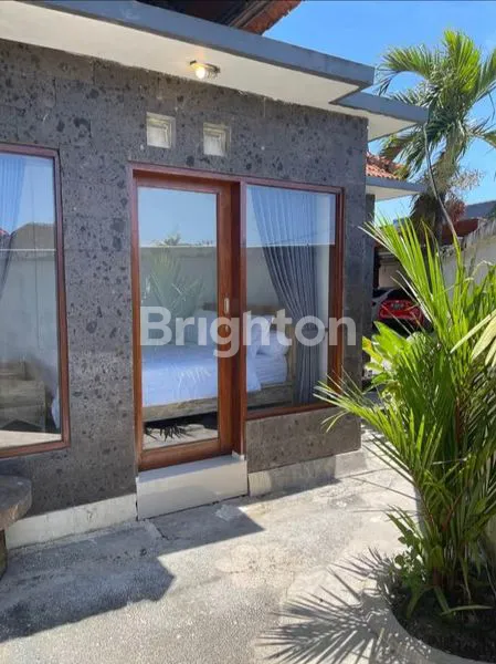 image RUMAH SEMI VILLA 2 LANTAI, LUAS TANAH HAMPIR 6 ARE DEKAT BALI ZOO, DENGAN 4 KAMAR TIDUR & 4 KAMAR MANDI FULLY FURNISHED, DI SUKAWATI GIANYAR (3)