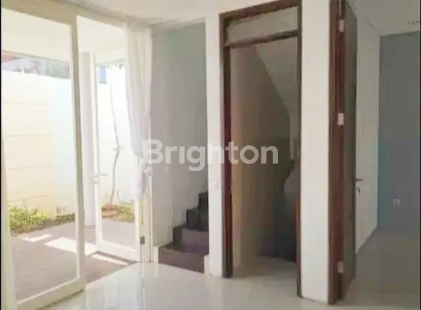 image RUMAH MODERN 2 LT SDH RENOVASI SIAP HUNI DI CLUSTER ELIT PERMATA JINGGA KOTA MALANG (6)