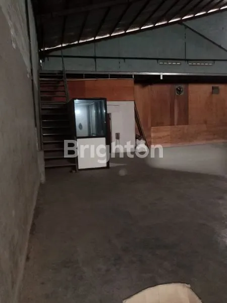 image GUDANG DI CIBOLERANG BANDUNG (4)