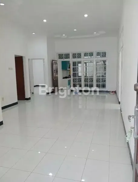 image SIAP HUNI RUMAH 1LANTAI DHARMAHUSADA DEKAT KERTAJAYA MANYAR (1)