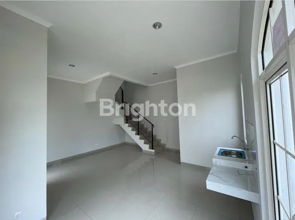 image RUMAH HOEK 2 LANTAI BARU CLUSTER CARLTON MILLENIUM CITY, PARUNG PANJANG BISA KPR (3)