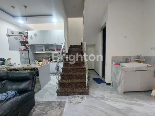 image DI JUAL RUMAH MODERN MINIMALIS LOKASI DI MULYOSARI PRIMA UTARA SURABAYA TIMUR (4)