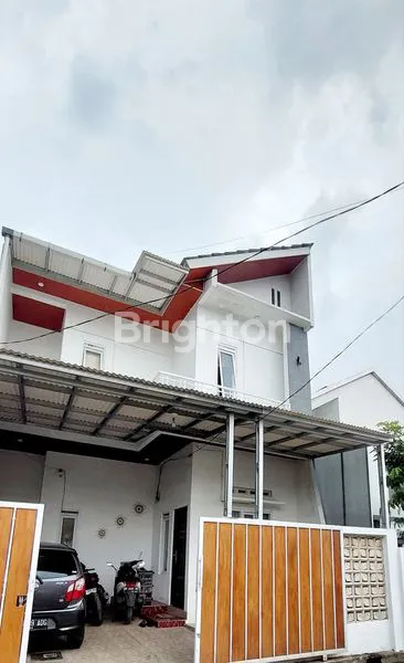 image RUMAH MEWAH FULL FURNISHED DEKAT TOL BUAH BATU (2)