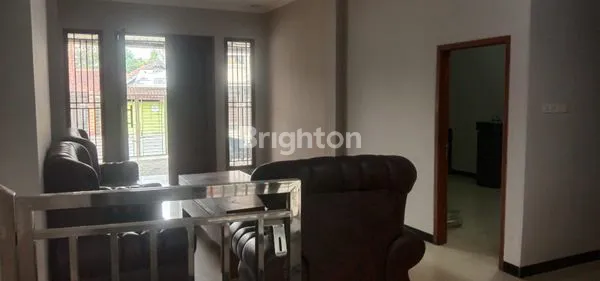 image RUMAH BAGUS DI REKSODIPUTRO (5)