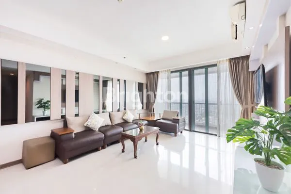 image APARTEMEN ST MORITZ PENTHOUSE 3BR TOWER ROYAL SUITE (1)