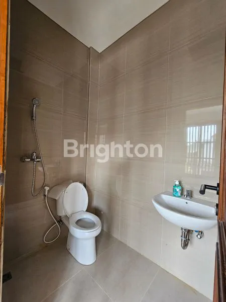 image RUMAH BARU JADI - SIAP HUNI & STRATEGIS DI JL. MOH. YAMIN! (6)