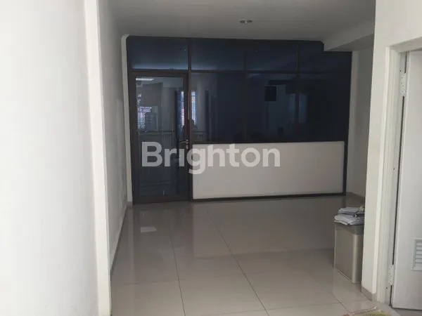 RUKO TAMAN COSMOS JAKARTA BARAT