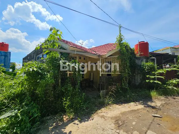 image RUMAH DI TENGAH KOTA  JLN MT HARYONO   (2)