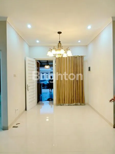 image RUMAH DIJUAL 1 1/2 LT CIBUBUR COUNTRY (7)