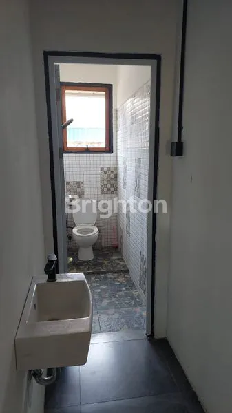 image SEMI VILLA HOUSE WITH 4 BEDROOM AND LARGE GARDEN (3)