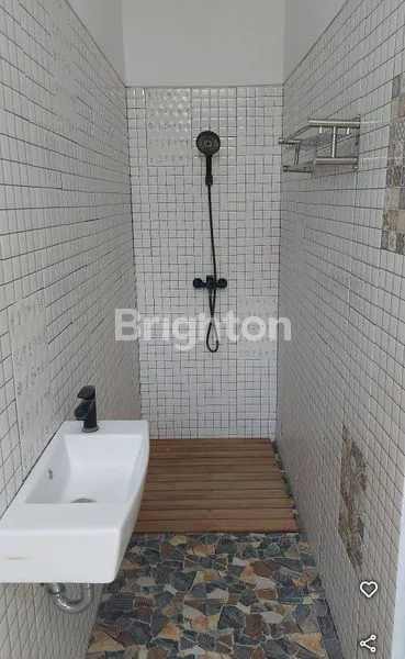 image SEMI VILLA HOUSE WITH 4 BEDROOM AND LARGE GARDEN (8)