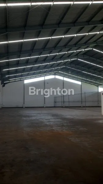 image GUDANG LOADING DOCK DI PAKISAJI MALANG (5)