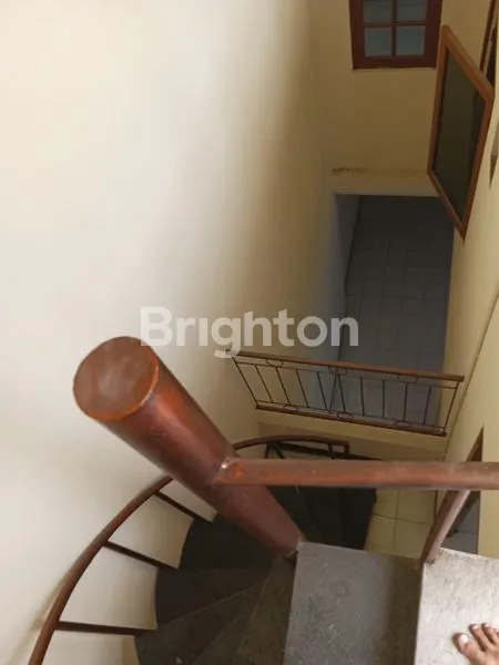 image RUMAH NYAMAN BAGUS TERAWAT STRATEGIS KOMERSIL DURI KOSAMBI JAKARTA BARAT (6)