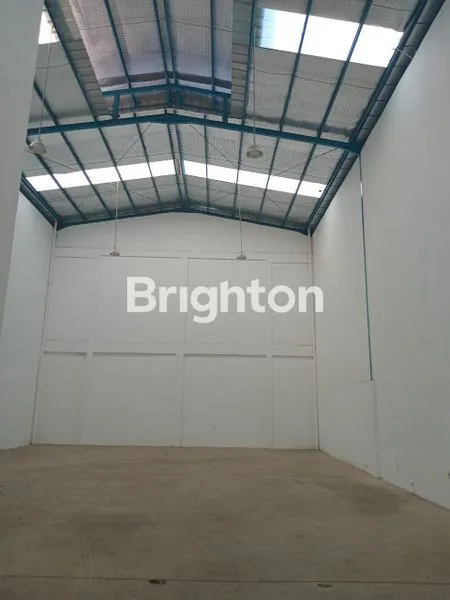 image PERGUDANGAN STRATEGIS UNTUK TEMPAT USAHA (5)