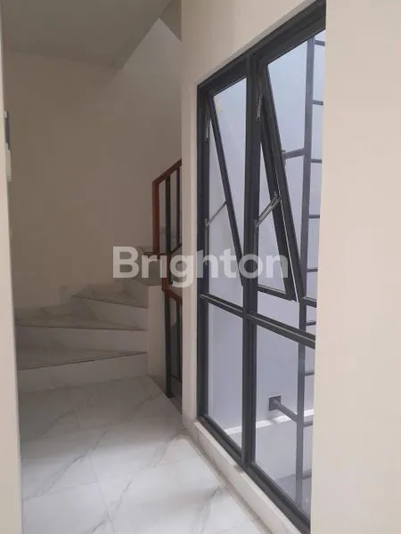 image DIJUAL RUMAH DOUBLE DECKER - VIRIDIA LAVON 2 (5)