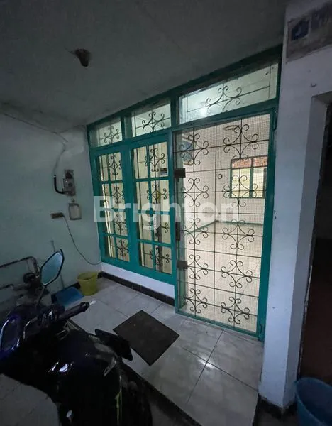 image RUMAH SIAP HUNI JELAMBAR - 2 LANTAI BEBAS BANJIR HARGA TERJANGKAU (2)