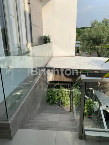 image DIJUAL RUMAH KERTAJAYA INDAH REGENCY PERUMAHAN ELIT SURABAYA TIMUR  (3)