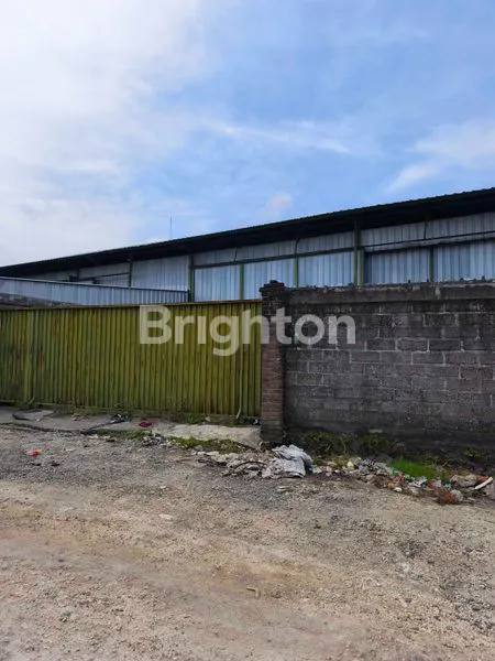 GUDANG 5 ARE LOKASI STRATEGIS AREA PERGUDANGAN