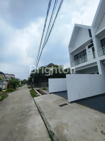 image RUMAH BARU GRESSS MURAH SIAP HUNI LANGSUNG MASUK DAERAH MERUYA UTARA (7)
