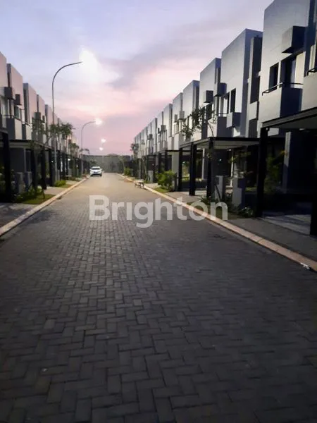 image RUMAH CANTIK SUDAH FULL INTERIOR DAN FURNISH TABEBUYA INVENSIHAUS BSD (8)