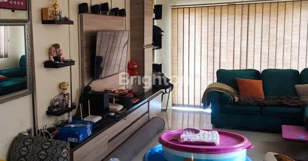 image RUMAH 4 LANTAI SEMI FURNISHED DI CISITU DAGO BANDUNG (1)