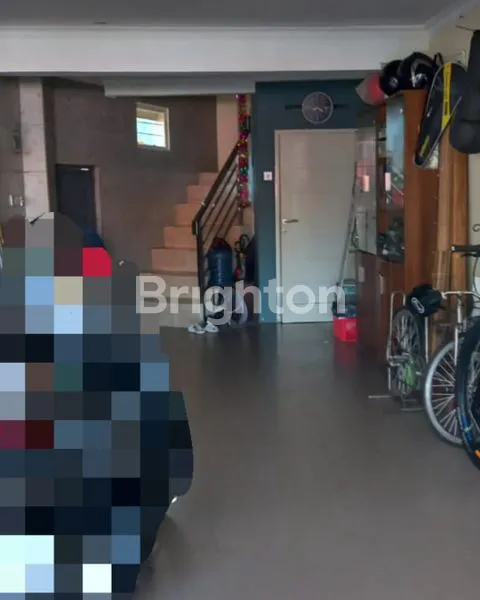 image RUMAH 4 LANTAI SEMI FURNISHED DI CISITU DAGO BANDUNG (3)