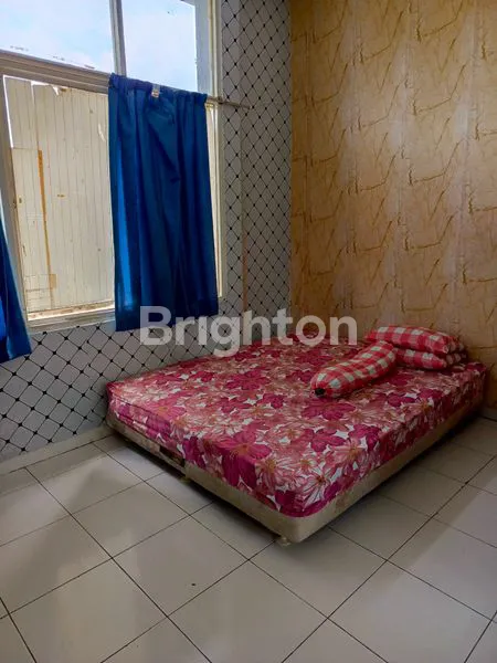 image SIAPA CEPAT, DIA DAPAT : PASSIVE INCOME DOUBLE TERJAMIN : RUMAH KOS 50 KAMAR DIDEPANNYA  ADA MINI MARKET  TERLETAK  DIJALAN UTAMA YANG RAMAI (6)