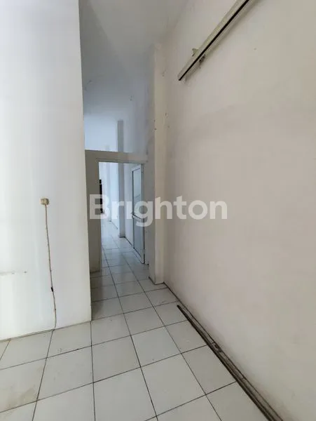 image DI SEWA RUKO 2 LT CANTIK, BERSIH SIAP PAKE DI DAERAH TLOGOSARI SEMARANG (4)