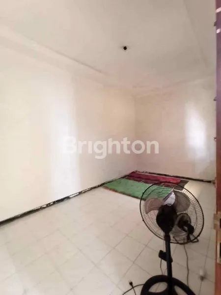 image RUMAH 1.5 LANTAI DI NGINDEN INTAN TIMUR SIAP HUNI DEKAT KAMPUS, SEMOLOWARU (2)