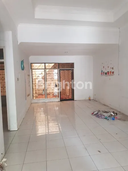 image DIJUAL RUMAH NGINDEN INTAN TIMUR HUNIAN NYAMAN LOKASI STRATEGIS  (3)