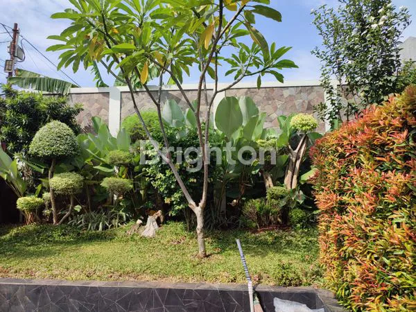 image RUMAH MEWAH DI PRIMEROSE THE GRAND SENTUL (3)